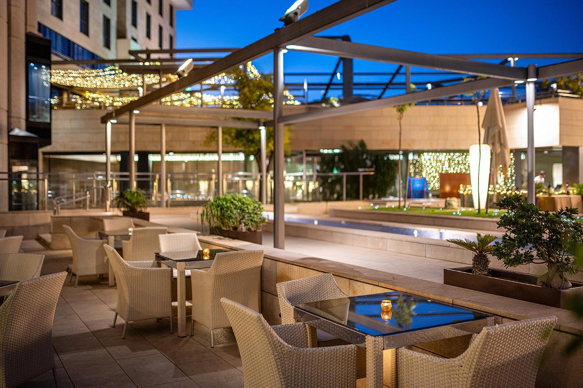 Nelva Hotel 4*